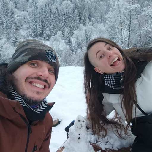 Profile image for pet sitters Diana & Brian