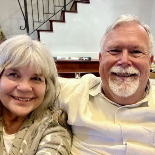Profile image for pet sitters Dana & Mark