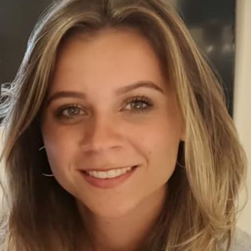 Profile image for pet sitter Emmanuelle