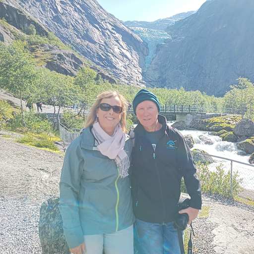 Profile image for pet sitters Paula & Stephen