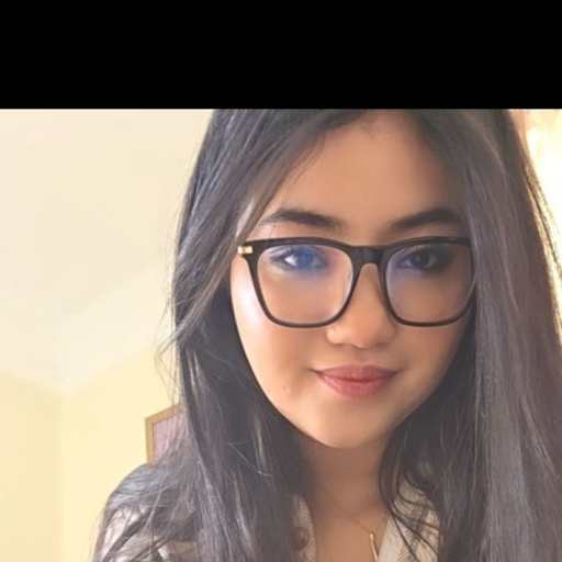 Profile image for pet sitter Oumaima