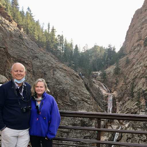 Profile image for pet sitters janice & Bill