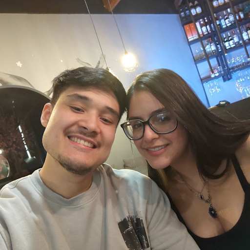 Profile image for pet sitters Paloma & Lucas