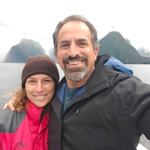 Profile image for pet sitters Yaniv & Dana