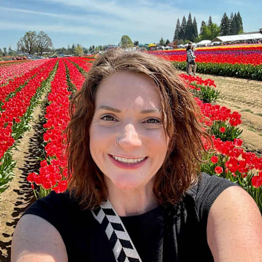 Profile image for pet sitter Holly