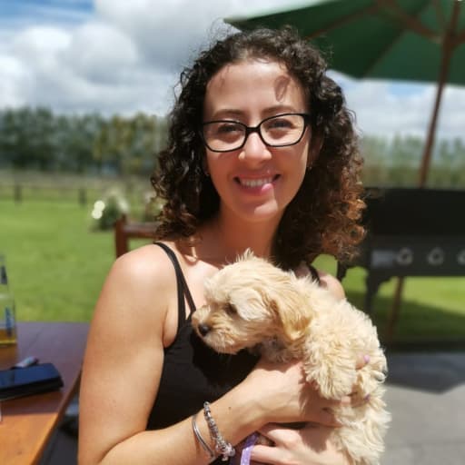Profile image for pet sitters Victoria & Lachlan 