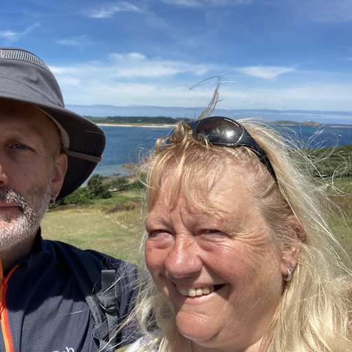 Profile image for pet sitter Lynne