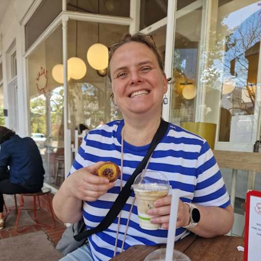 Profile image for pet sitters Ann & Angelo
