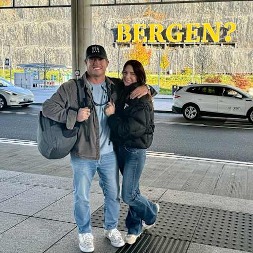 Profile image for pet sitters Marlene & Mike