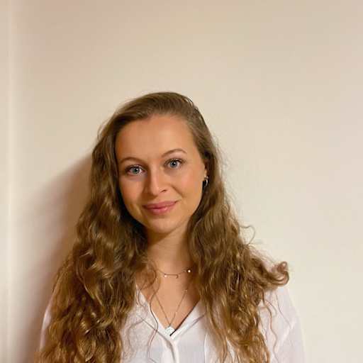 Profile image for pet sitter Marie