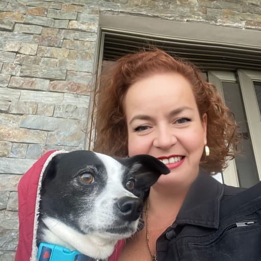 Profile image for pet sitter Monica