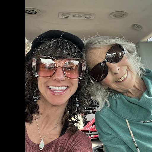Profile image for pet sitters Jennifer & Patricia 