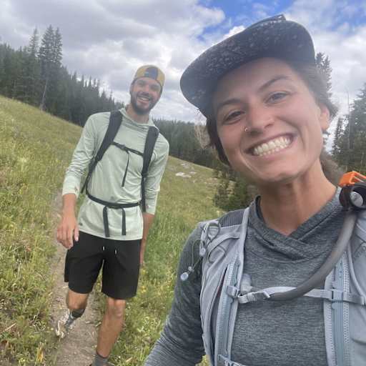 Profile image for pet sitters Elise & Eli