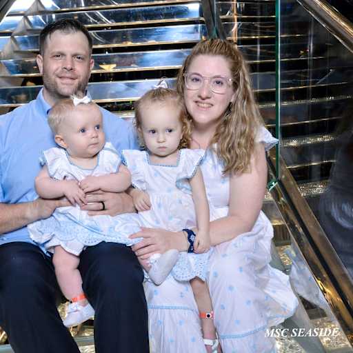 Profile image for pet sitters Jillian & Richard 
