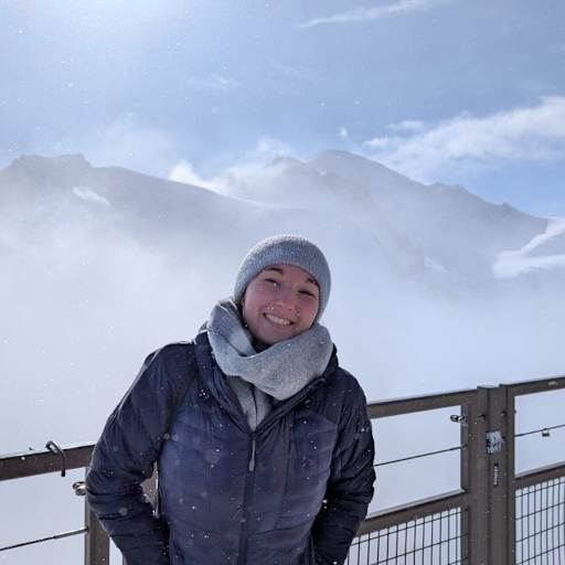 Profile image for pet sitter Angélique