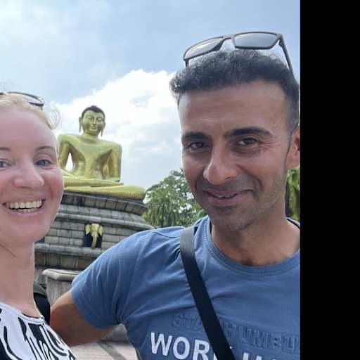 Profile image for pet sitters Mariia & Mohammed