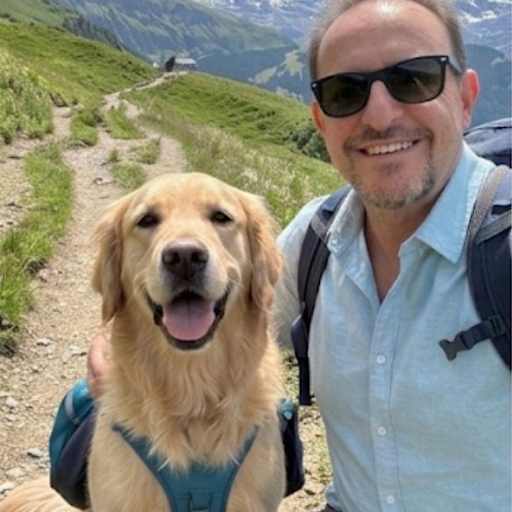 Profile image for pet sitter Eduardo