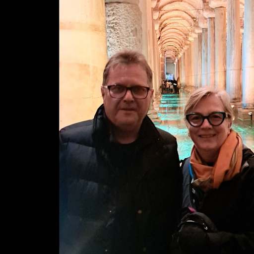 Profile image for pet sitters Nancy & Paul