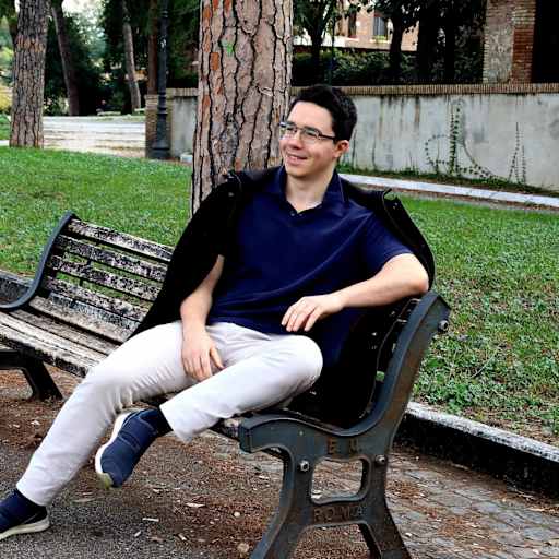 Profile image for pet sitter Letroye