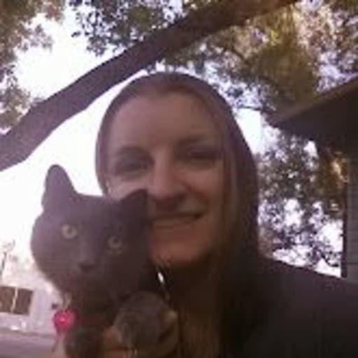 Profile image for pet sitter Karena