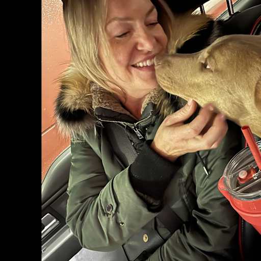 Profile image for pet sitters Lianne & James