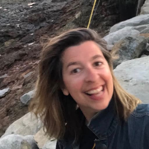 Profile image for pet sitter mary