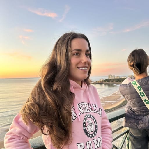 Profile image for pet sitter Justine
