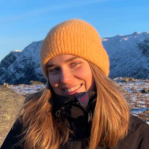 Profile image for pet sitters Hanna & Eli