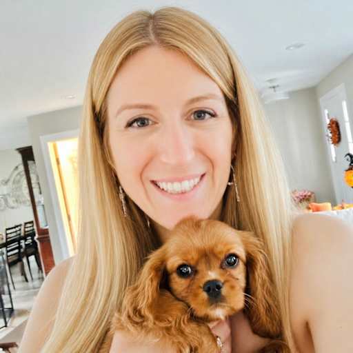 Profile image for pet sitter Courtney
