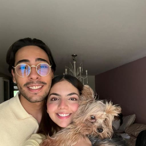 Profile image for pet sitters Alejandra & Santiago