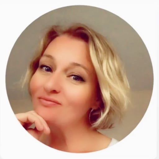 Profile image for pet sitter Laura