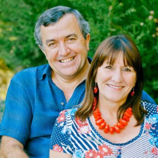 Profile image for pet sitters Julia & Philip