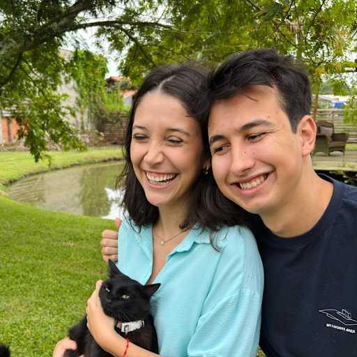 Profile image for pet sitters Lucas & Nicole