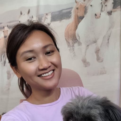 Profile image for pet sitter Salima