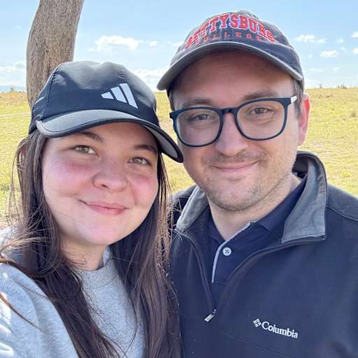 Profile image for pet sitters Emily & Spencer