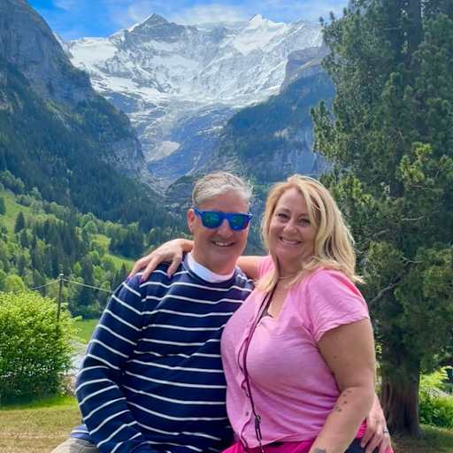 Profile image for pet sitters Heather & Jeff