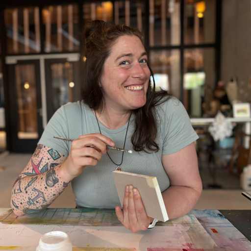 Profile image for pet sitter Carina