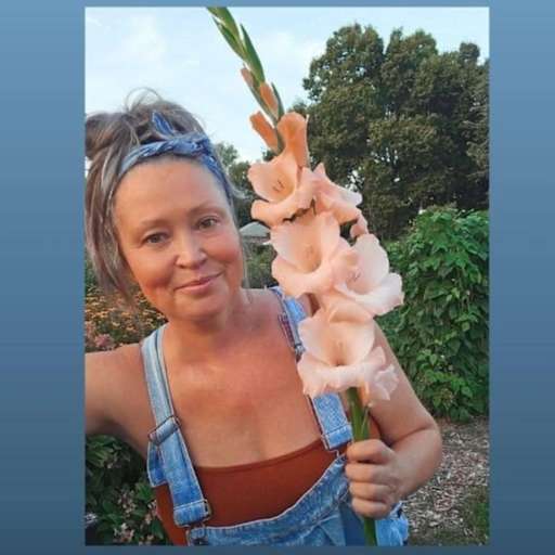 Profile image for pet sitter Deanna