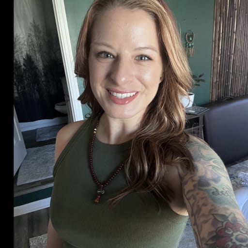 Profile image for pet sitter Dana
