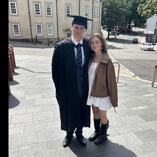Profile image for pet sitters Alexander & Scarlett