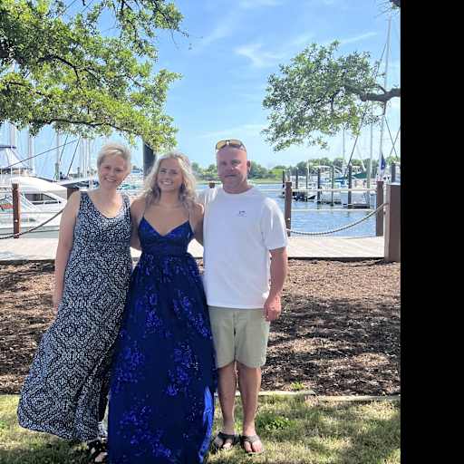 Profile image for pet sitters Deidra & Keith