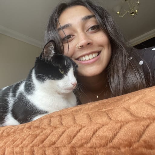 Profile image for pet sitter Shauntelle