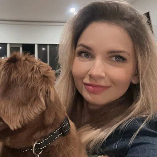 Profile image for pet sitter Auguste