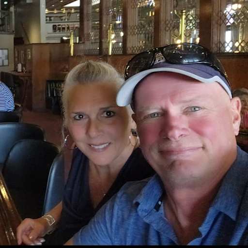 Profile image for pet sitters William & Jenny