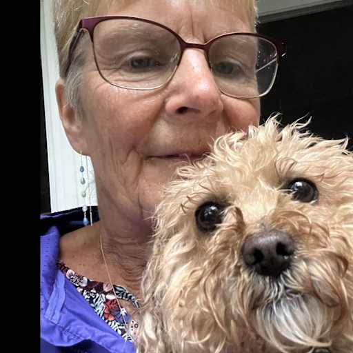 Profile image for pet sitter Gail