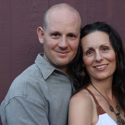 Profile image for pet sitters Daniel & Maral