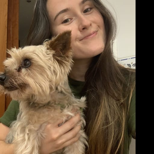 Profile image for pet sitter Alejandra