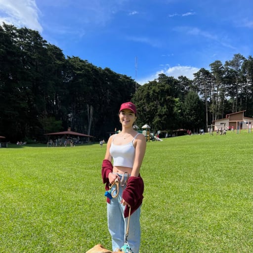 Profile image for pet sitter Valeria
