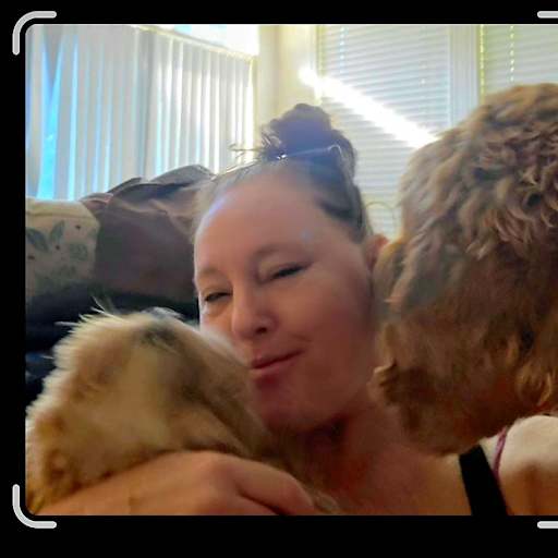 Profile image for pet sitter Lana