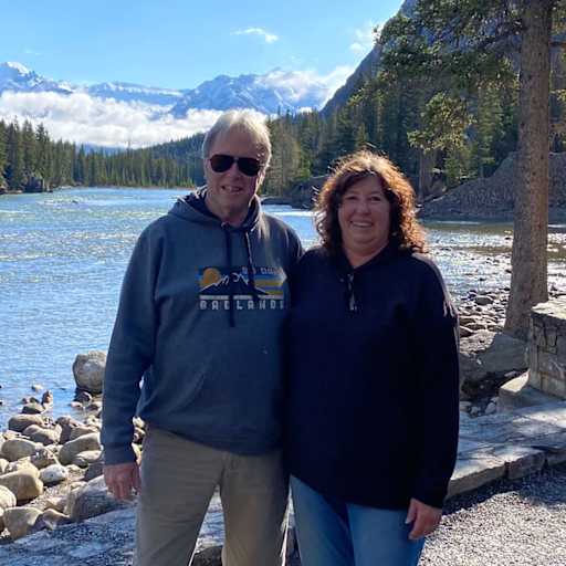 Profile image for pet sitters Maria & Tod